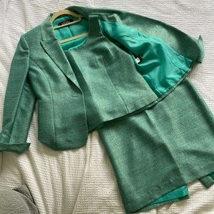 Kasper emerald green 3 piece jacket, top, and skirt set.